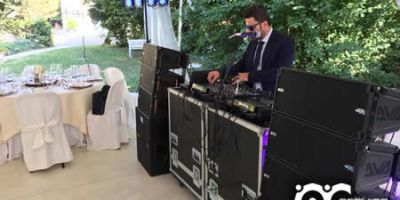 VIDEOPROIETTORI E IMPIANTI AUDIO PER MATRIMONI